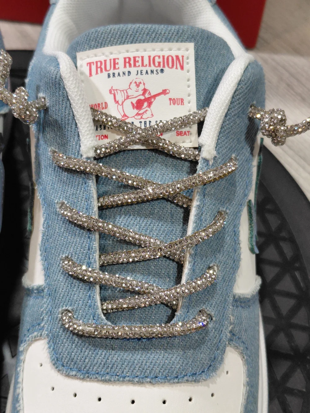 NEW True Religion Allison Womens Low-Top Sneakers in Light Blue Denim White W7